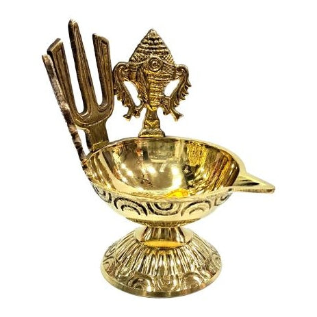 Brass Thiruman Shanku Chakra Lamp