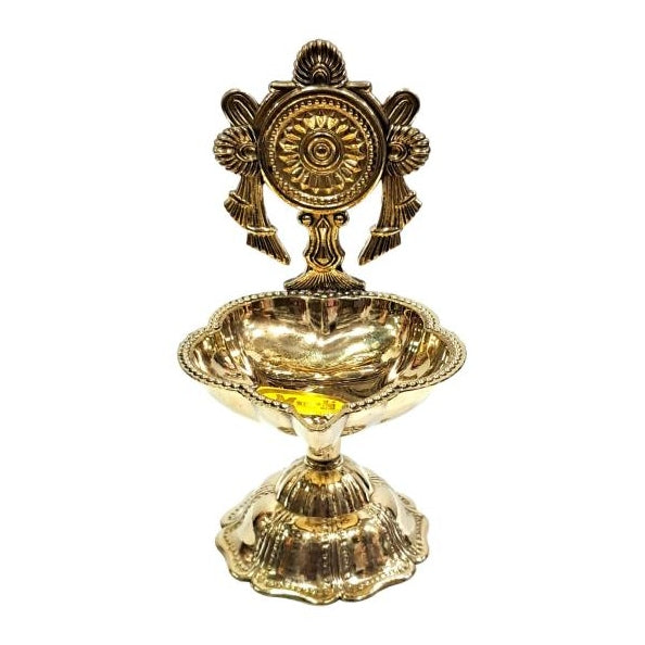 Brass Thiruman Sangu chakram Oil Lamp / Vilakku