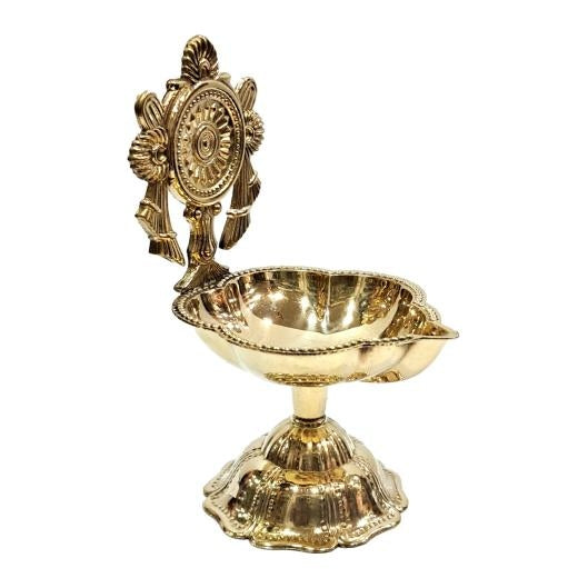 Brass Thiruman Sangu chakram Oil Lamp / Vilakku