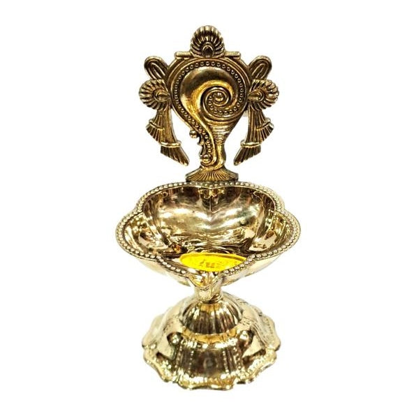 Brass Thiruman Sangu chakram Oil Lamp / Vilakku