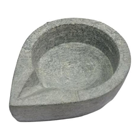 Traditional Soapstone Vilakku / Kal Vilakku / Traditional Lamp