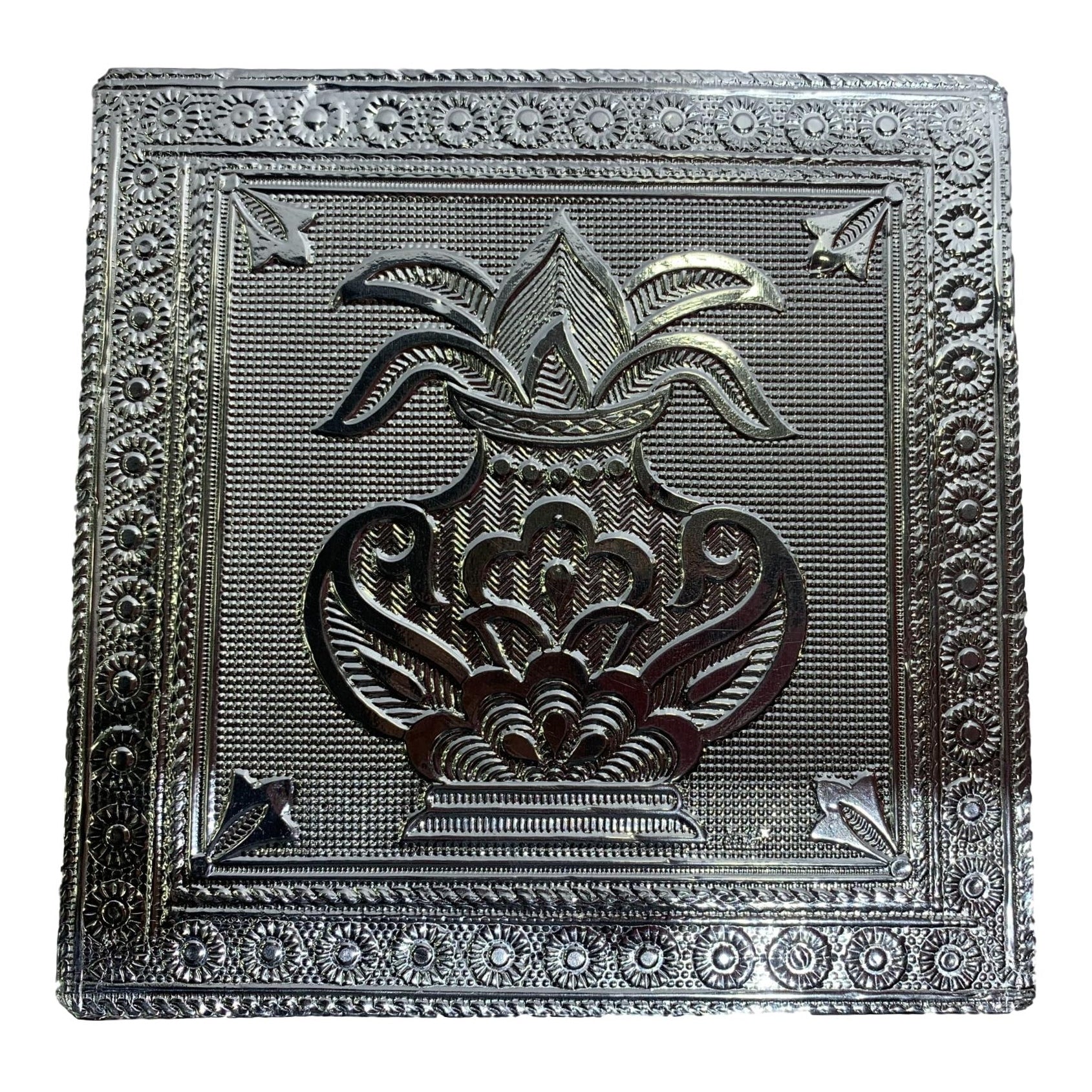 Silver Coated Square Minakari Manapalagai with Bush