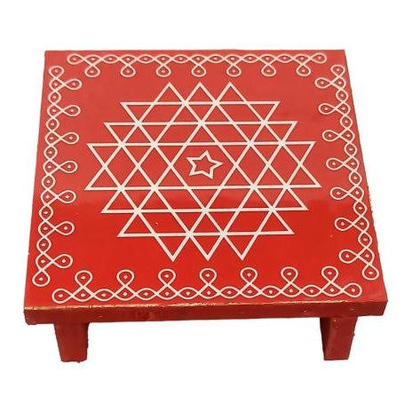 Sri Aishwarya Chakram Kolam Manai / Diya Lamps / Deity Stand / Rangoli Square Wooden Chowki size 4x4 inch