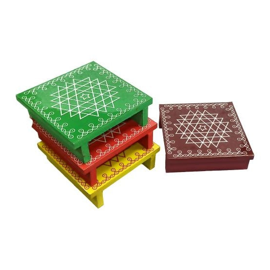 Sri Aishwarya Chakram Kolam Manai / Diya Lamps / Deity Stand / Rangoli Square Wooden Chowki size 4x4 inch