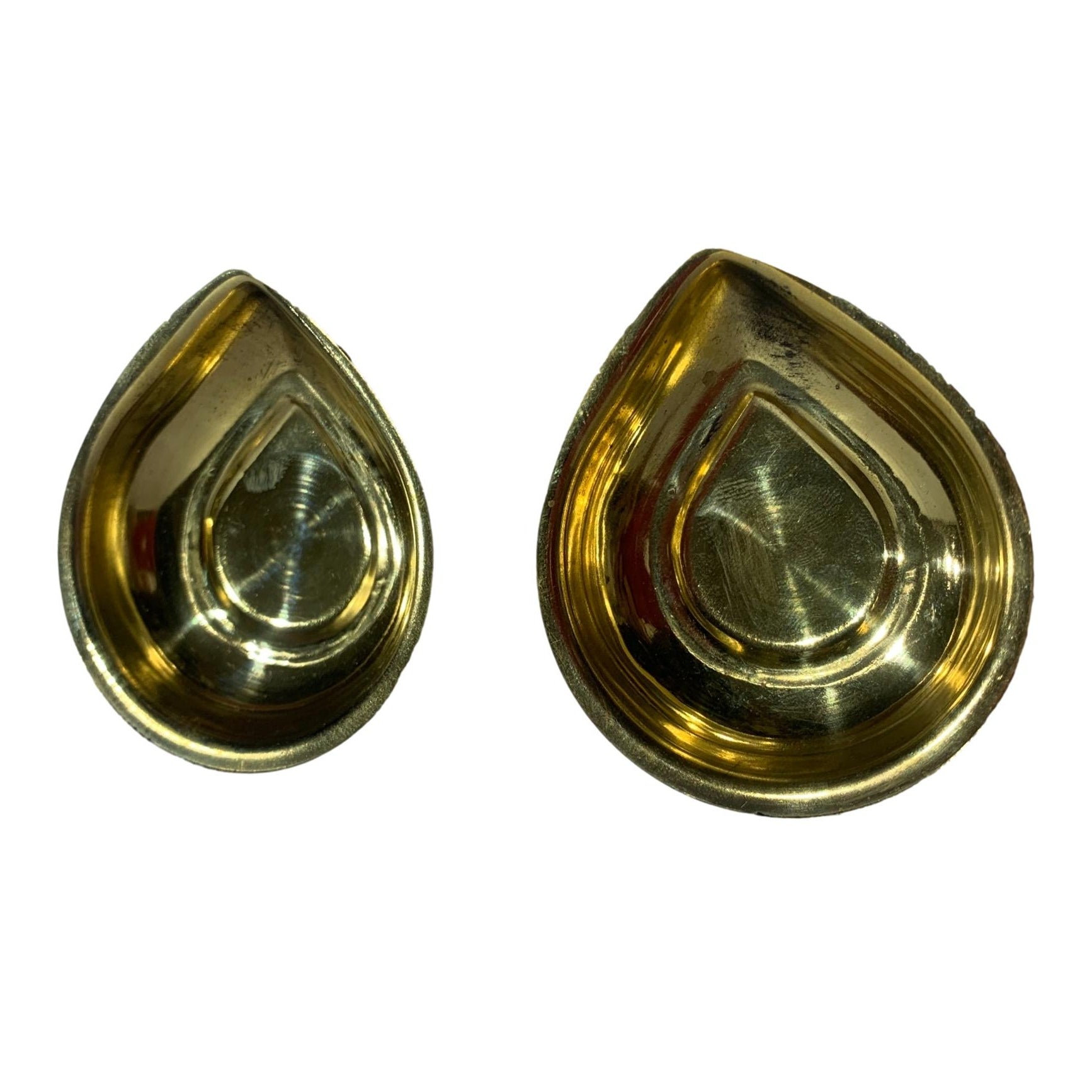 Pair of Brass weightless Agal Vilakku or Diya 2.2 inches Dia Size No 1