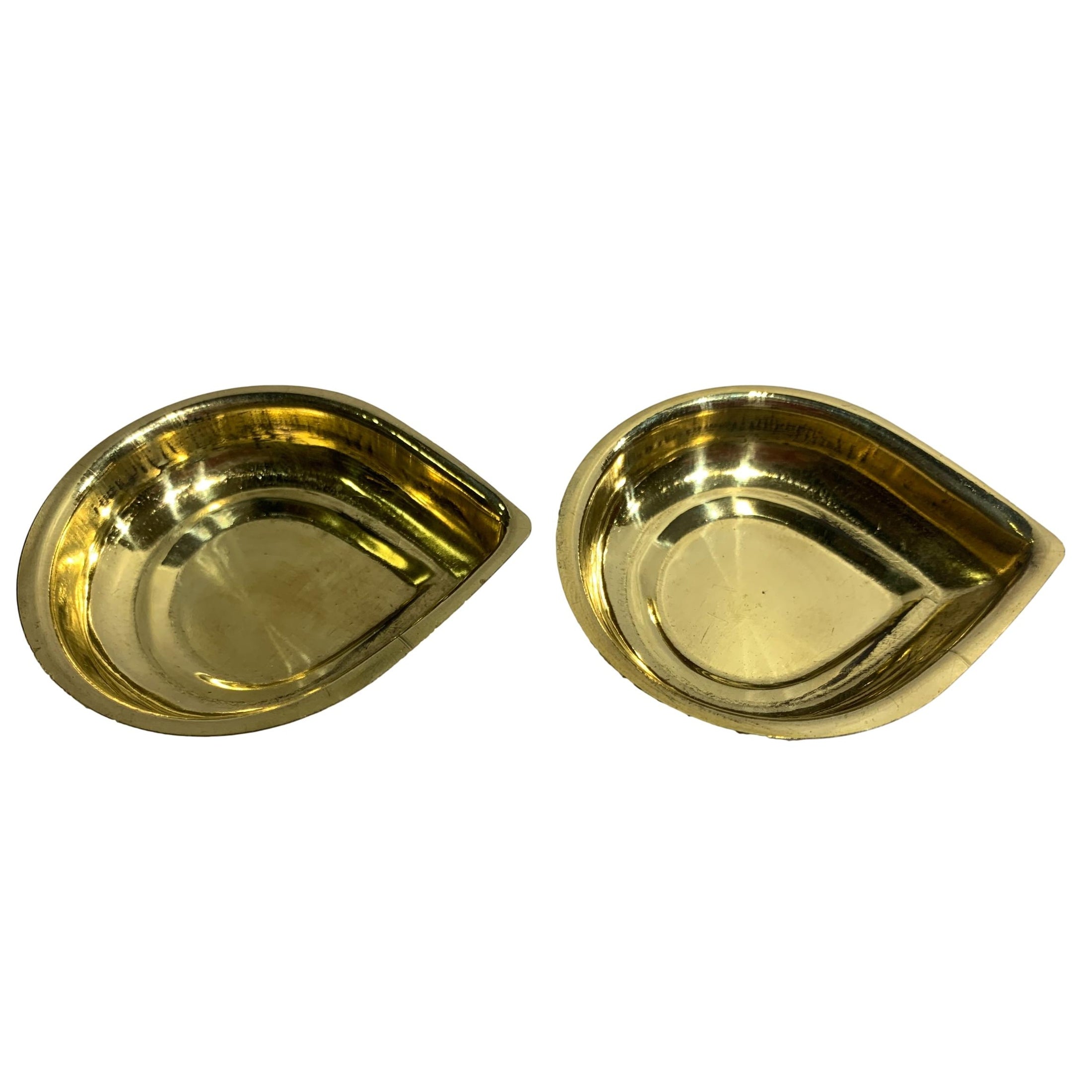 Pair of Brass weightless Agal Vilakku or Diya 2.6 inches Dia Size No 2