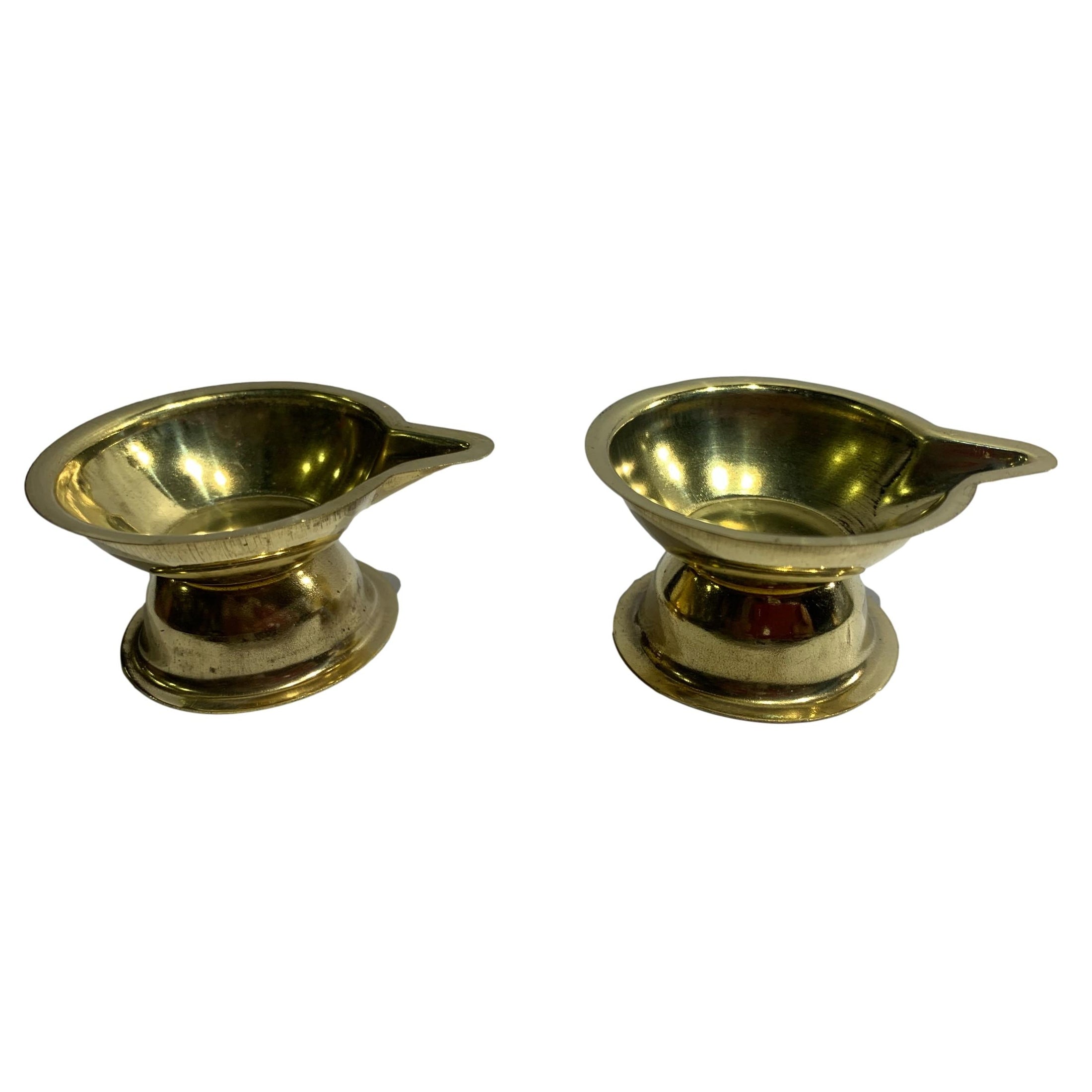 Pair of Brass weightless Agal Vilakku or Diya with stand 2.6 inches Dia Size No 2