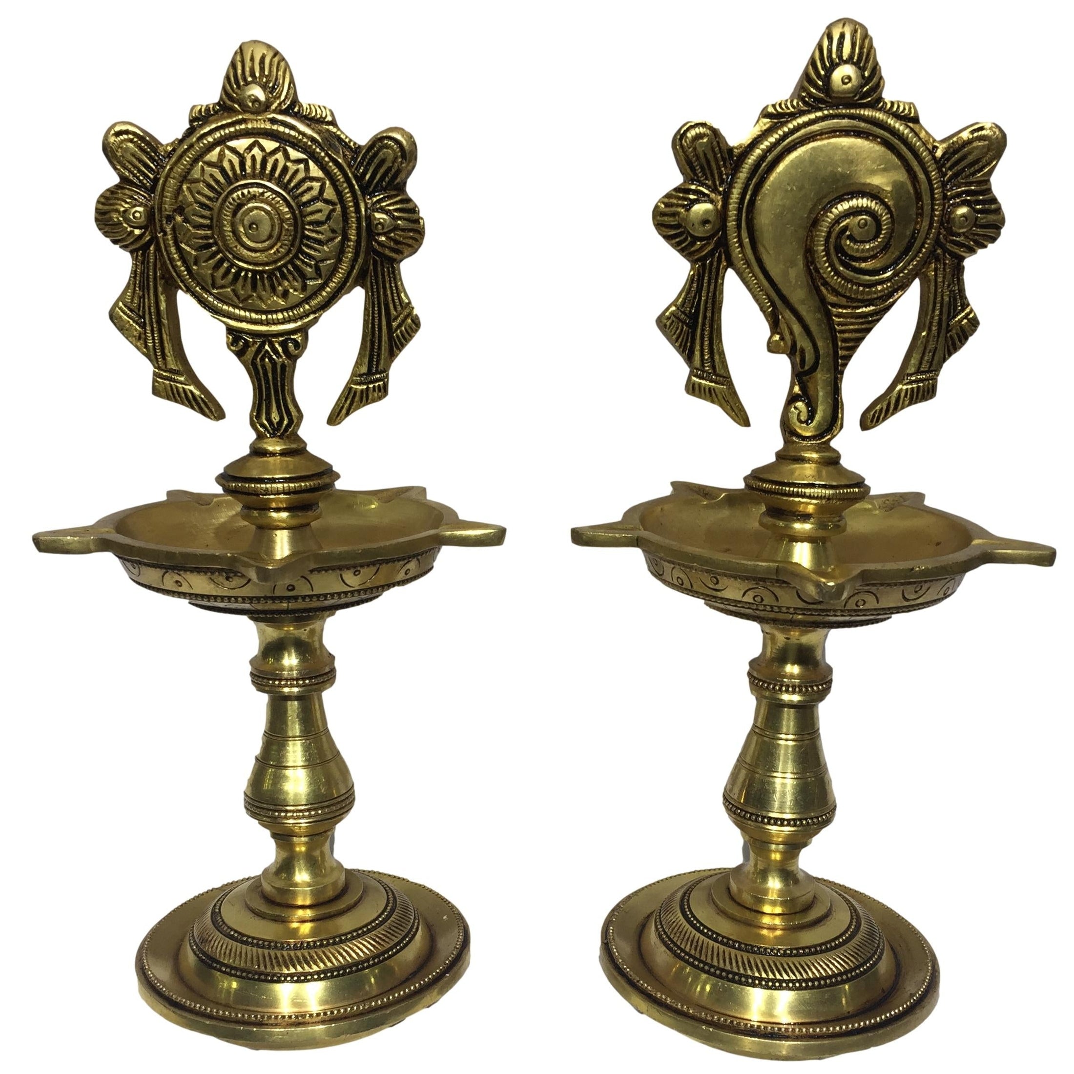 Golden Brass 5 flames Kuthuvilaku with Shankha Chakra Top Set Pooja Decorative Deepak Small Size 9.2 inches