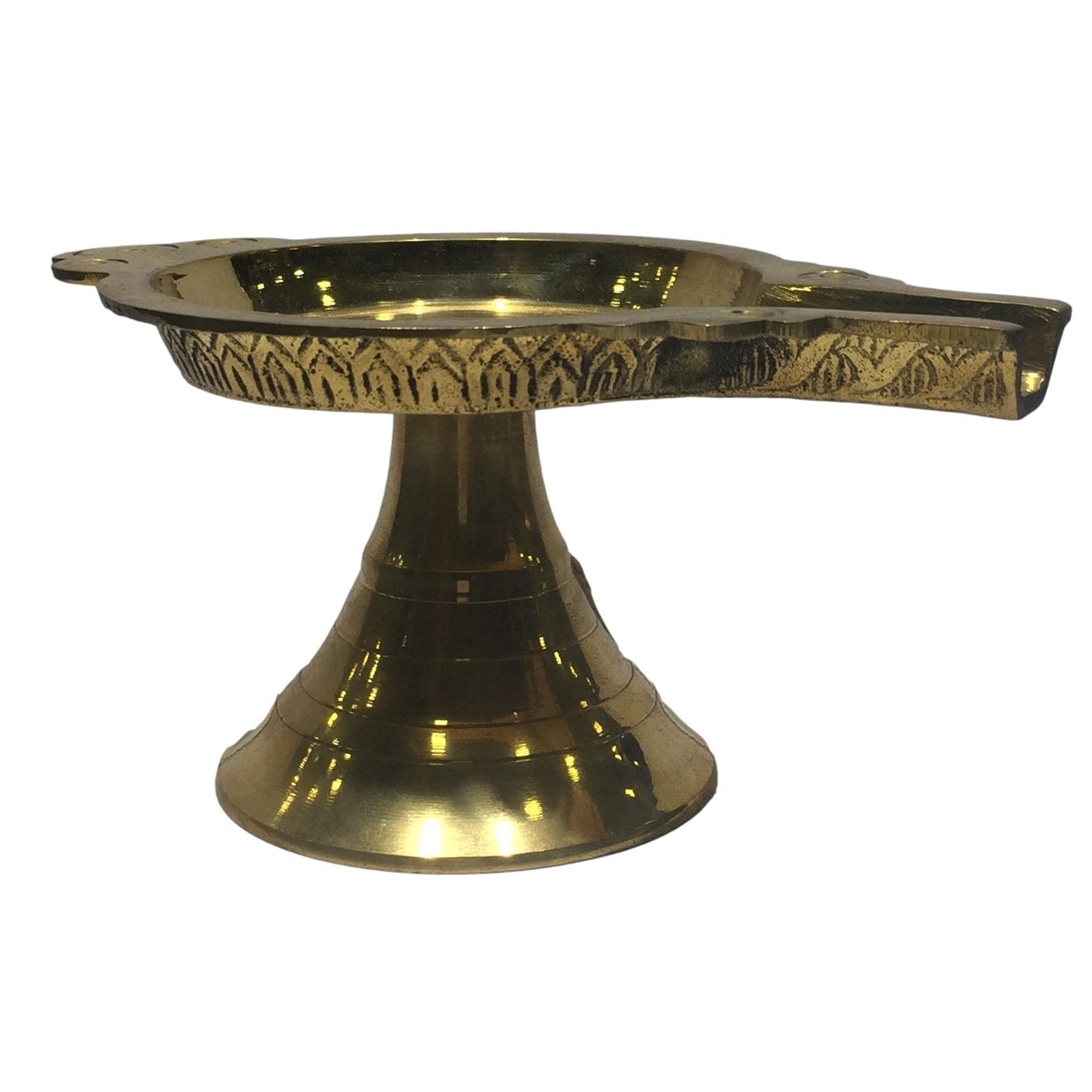 Brass Round Thiruvaradhana Tray with Peedam or stand Size No 3