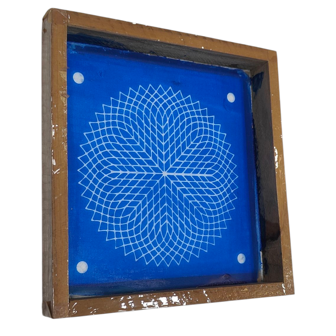 Square Wooden Frame Complex Spiral Geometric Pattern design Rangoli Stencil – size 5 inches வட்ட கோலம்