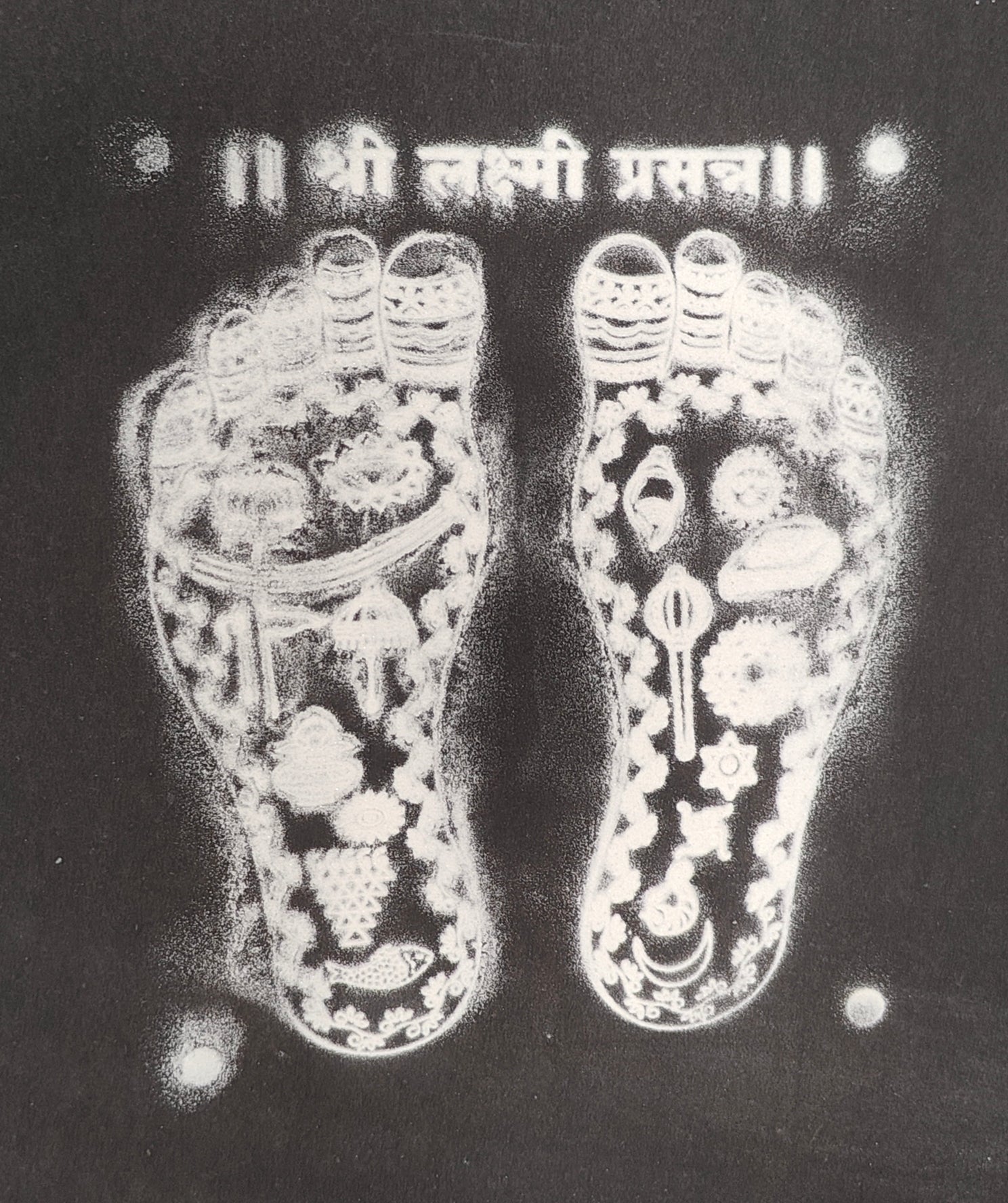 Square Wooden Frame Sri Lakshmi Matha Holy Charan Padhukas design Rangoli/Kolam reusable Stencil – size 7 inches ஸ்ரீ மகாலட்சுமி திருவடி கோலம்